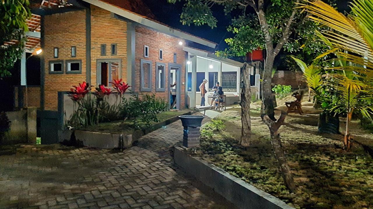 kelapa gading villas Banyuwangi  Bagian luar foto