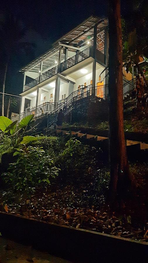 kelapa gading villas Banyuwangi  Bagian luar foto
